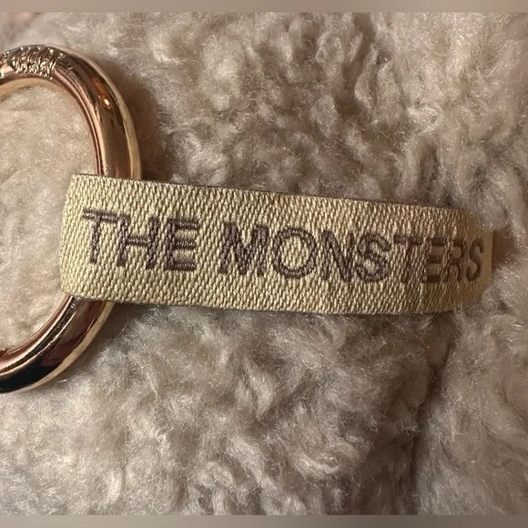 Toffee” 💯% Authentic The Monsters “Exciting Macaron” Vinyl face